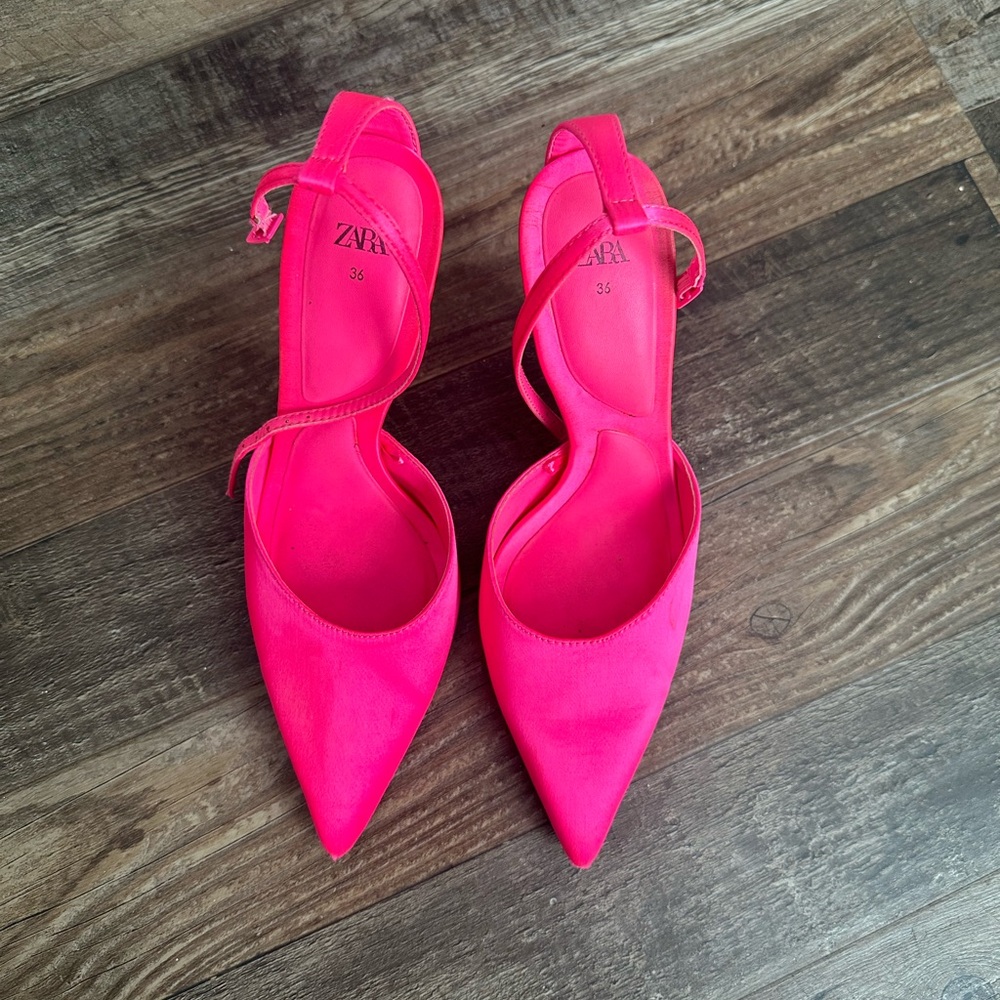 Zara Women's Hot Pink Pointed Heels